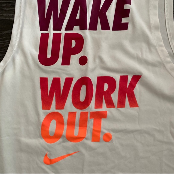 Nike Dry Fit Wake Up Work Out Graphic Tank Top - Picture 4 of 5